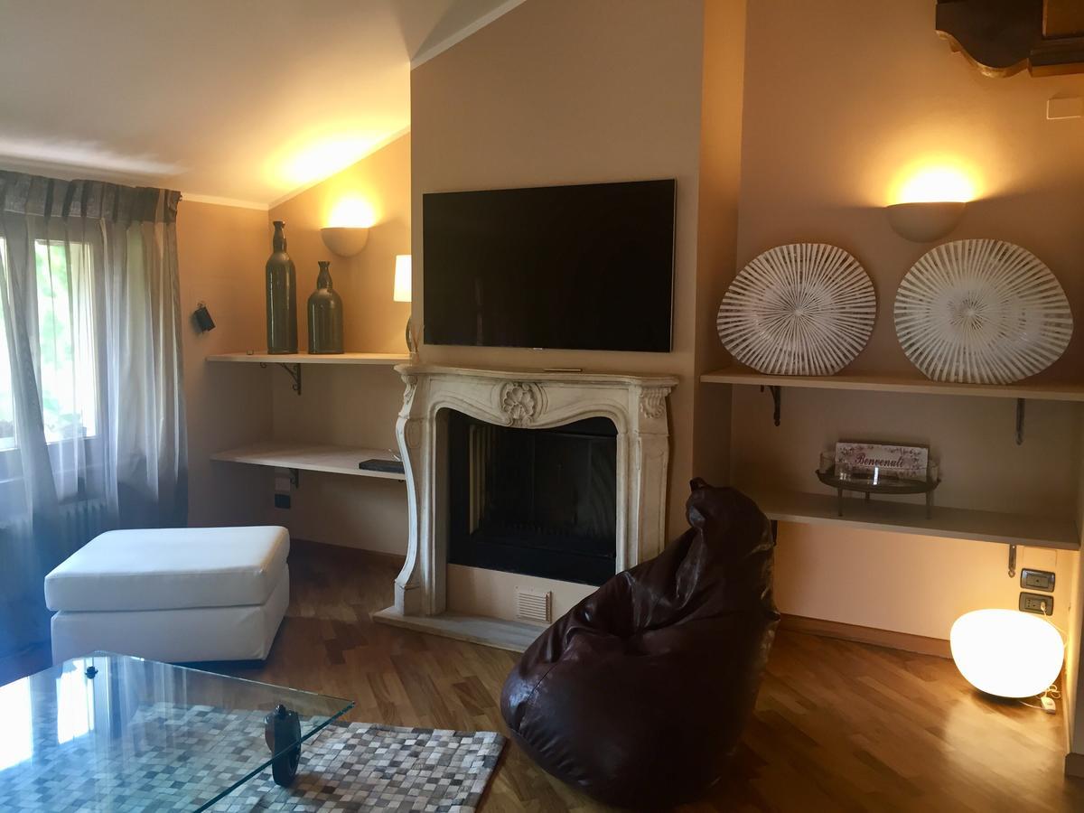 Marie Rose Luxury B&B & Apartment Desenzano del Garda Ngoại thất bức ảnh